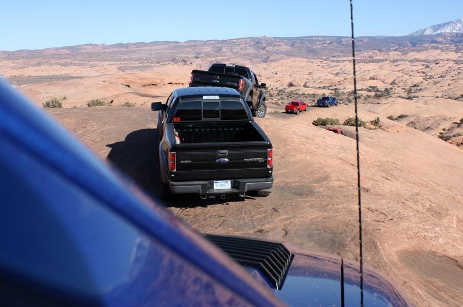  Ford F-150 SVT Raptor 2012 года  (фото 23 из 56)